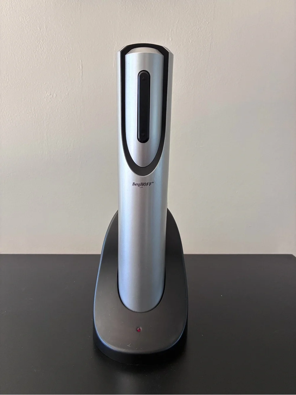 BergHOFF Silver Electric Wine Opener - Cordless Bottle Opener